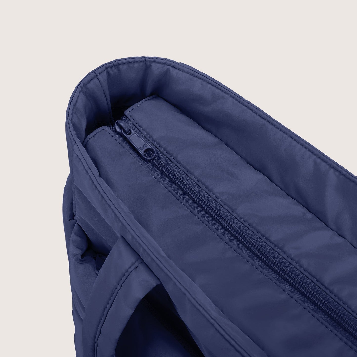 AVY | CITY TOTE – FITS 15.6" LAPTOP